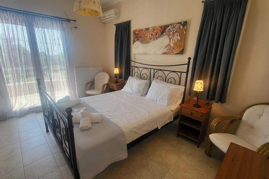 χαρά Villa Eretria (Evia)